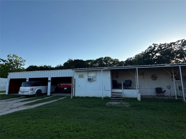 UNIT-14 - 3210 Rural Ranch Rd, Home with 14 bedrooms, 14 bathrooms and 20 parking in Gainesville TX | Image 6