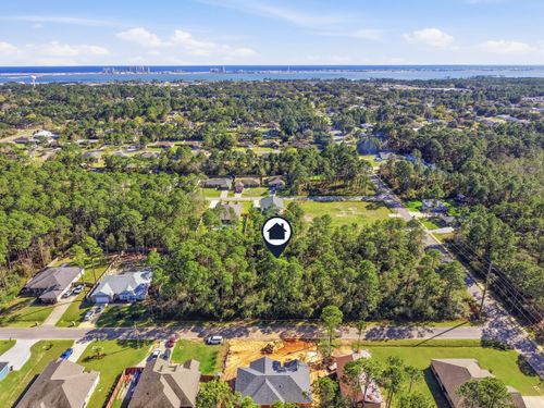 8103 Miranda St, Navarre, FL, 32566-9270 | Card Image