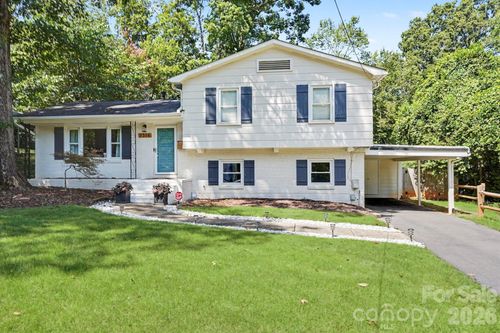 7316 Thorncliff Dr, Charlotte, NC, 28210-6535 | Card Image