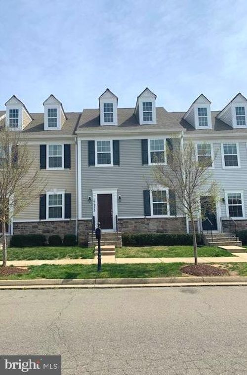 17273 Library Blvd, Ruther Glen, VA, 22546-5801 | Card Image
