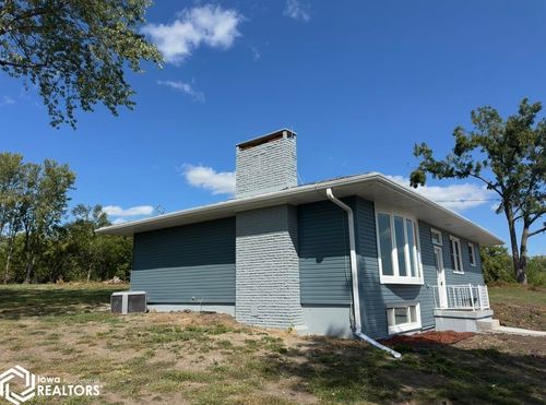 2375 State Highway 2, Bedford, IA, 50833-8303 | Card Image