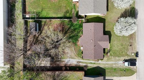 405 N Missouri St, Elmore City, OK, 73433-9370 | Card Image
