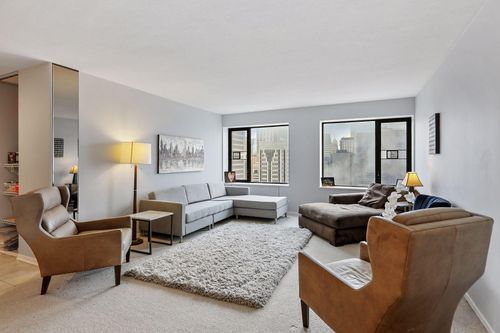 apt-b2207-19 S 1st St, Minneapolis, MN, 55401-1843 | Card Image