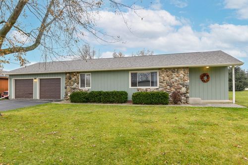 6103 245th Avenue, Paddock Lake, WI, 53168 | Card Image