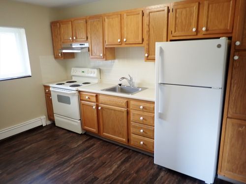 apt-30-25 Pond St, Waltham, MA, 02451-4564 | Card Image