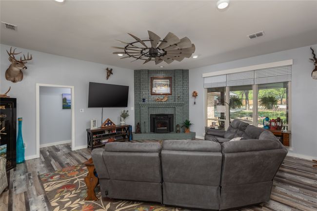 1780 S Lakeview Dr, House other with 3 bedrooms, 2 bathrooms and null parking in Gordon TX | Image 10