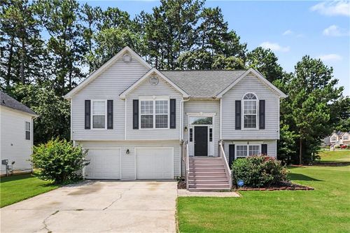 136 Harbour Lake Dr, Fayetteville, GA, 30215-6639 | Card Image