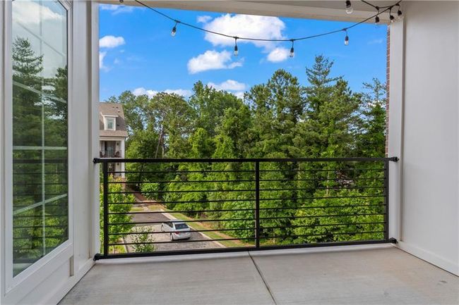 201 Devore Rd, Condo with 1 bedrooms, 2 bathrooms and null parking in Alpharetta GA | Image 7