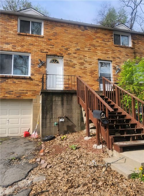 8168 Chaske St, Verona, PA, 15147-1619 | Card Image