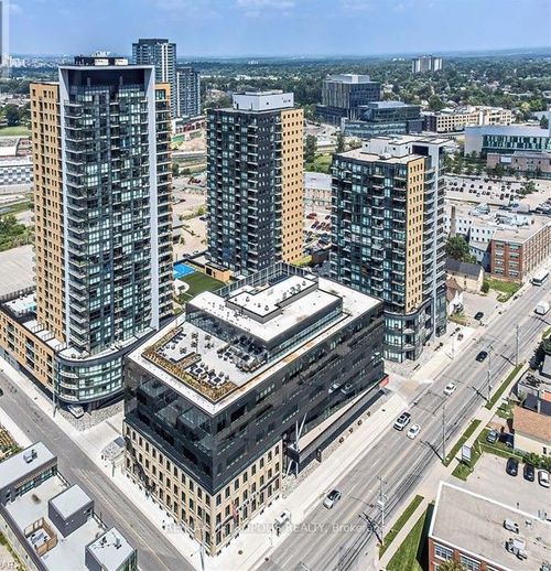 {{alt}} | Card Image