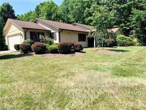 11106 Blodgett Creek Trl, Strongsville, OH, 44149-3101 | Card Image