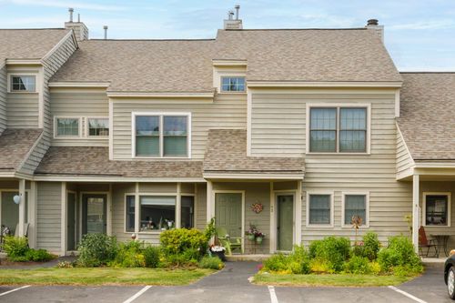 b2-388 Western Ave, Henniker, NH, 03242-7375 | Card Image