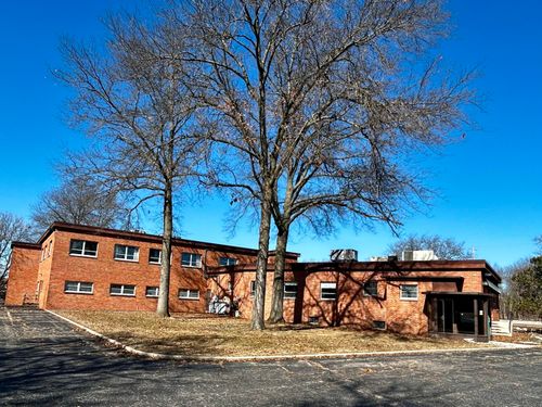 2-9880 E Michigan Ave, Galesburg, MI, 49053-8641 | Card Image