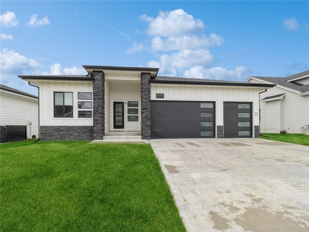 147th St, Urbandale, IA 50323