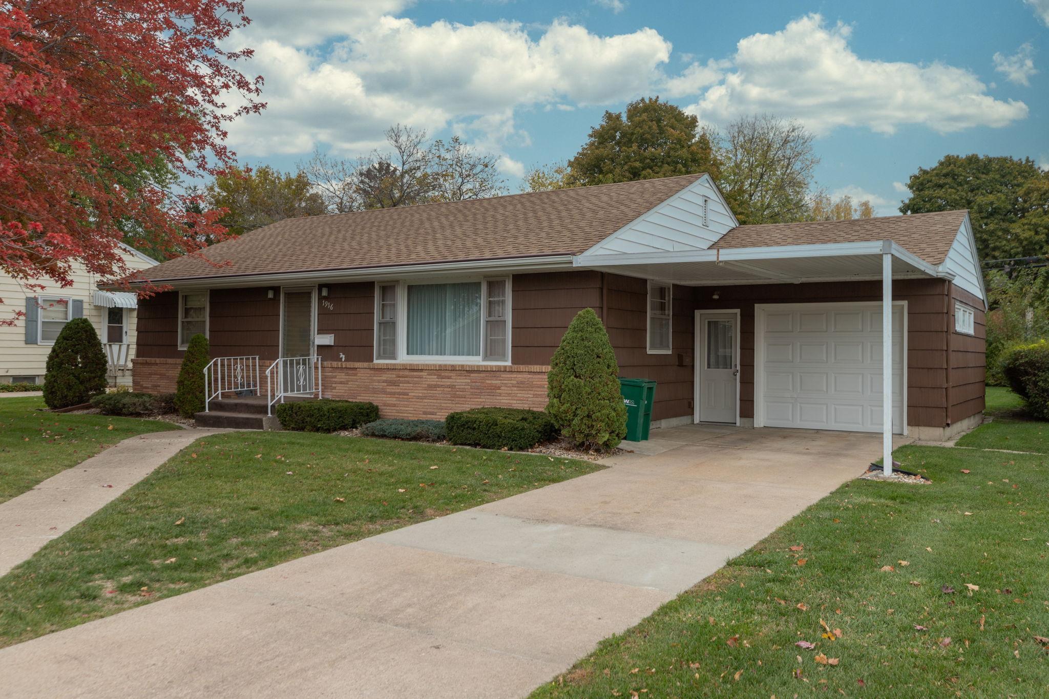 1916 4th Avenue Nw, Sold in Austin Zoocasa