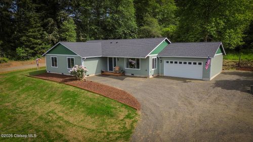 92402 Abbott Rd, Astoria, OR, 97103-8611 | Card Image