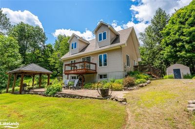 1035 Pebble Brook Lane, House other with 4 bedrooms, 1 bathrooms and 8 parking in Algonquin Highlands ON | Image 1