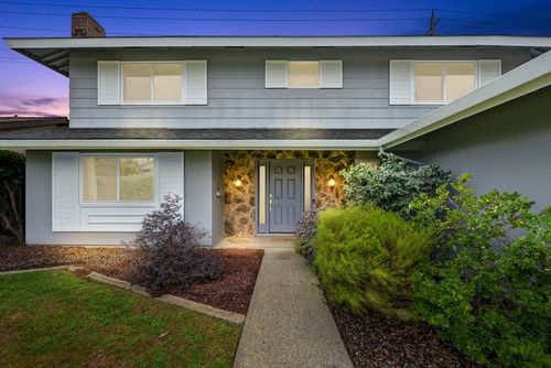 4908 Rockland Way, Fair Oaks, CA, 95628-4433 | Card Image