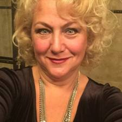 Stephanie Fox