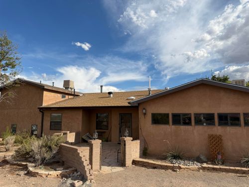 675 Camino Arco Iris, Corrales, NM, 87048-7289 | Card Image