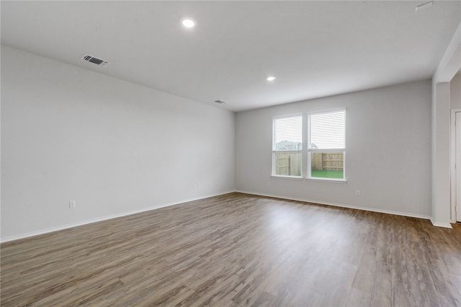 121 Nettletree Dr, House other with 3 bedrooms, 3 bathrooms and 2 parking in Buda TX | Image 5