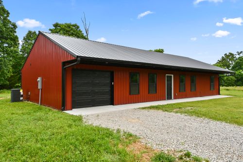 8173 Creek Rd, Hartville, MO, 65667-8192 | Card Image