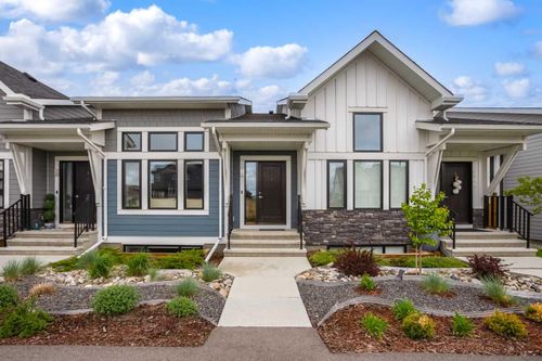 76 D'Arcy Boulevard, Okotoks, AB, T1S5S7 | Card Image
