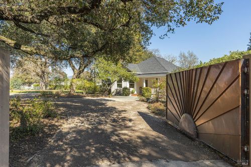 17311 Arnold Dr, Sonoma, CA, 95476-4016 | Card Image