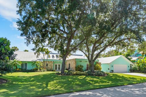 220 Sw Willow Lake Trl, Stuart, FL, 34997-7425 | Card Image