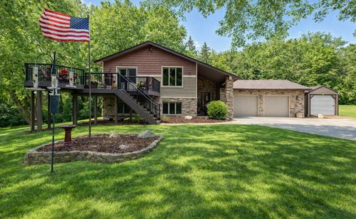 22710 Pinto Lane, Lakeville, MN, 55044 | Card Image