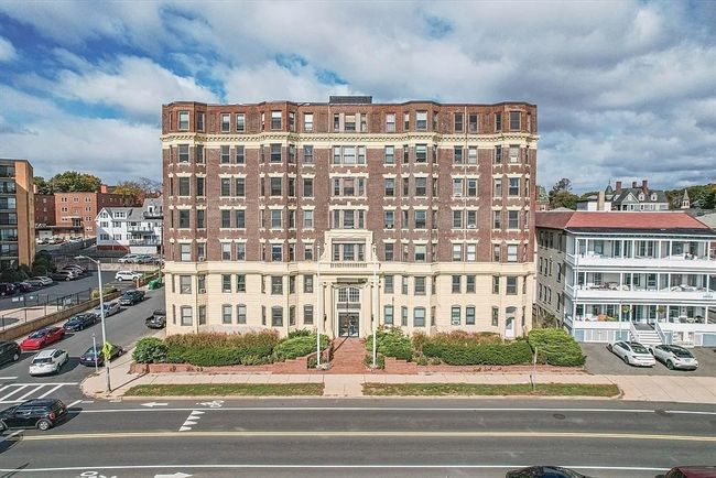 APT-108 - 285 Lynn Shore Dr, Condo with 1 bedrooms, 1 bathrooms and null parking in Lynn MA | Image 10