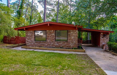 18 Woodcliff Cir, Little Rock, AR, 72204-4867 | Card Image