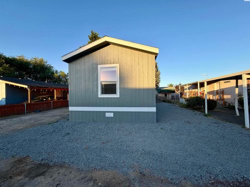 39-105 W Washington Ave, Yakima, WA, 98903-1471 | Card Image
