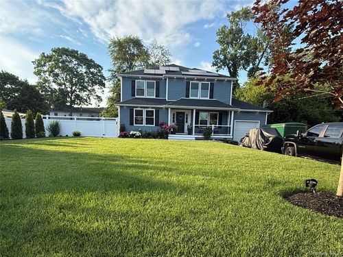 68 Jefferson Ave, Wyandanch, NY, 11798-4003 | Card Image