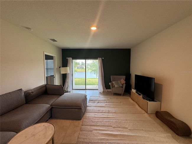 2923 Timber Hawk Cir, House other with 3 bedrooms, 2 bathrooms and null parking in OCOEE FL | Image 7