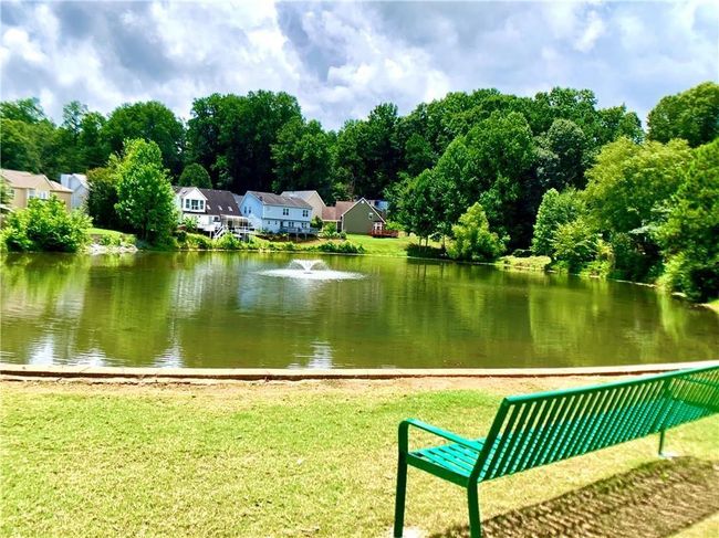 2605 Vineyard Way Se, Condo with 2 bedrooms, 2 bathrooms and 3 parking in Smyrna GA | Image 30