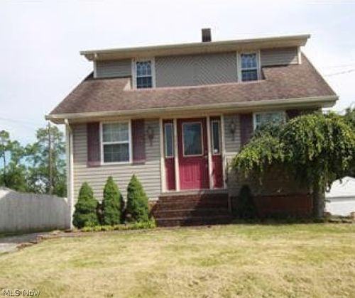 377 Coitsville Rd, Campbell, OH, 44405-1152 | Card Image