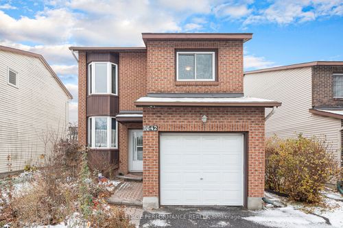 {{alt}} | Card Image