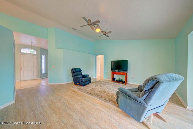 6175 Grissom Pkwy, House other with 3 bedrooms, 2 bathrooms and null parking in Cocoa FL | Image 12