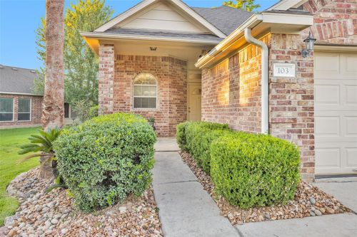 103 Cove W, Montgomery, TX, 77356-5889 | Card Image