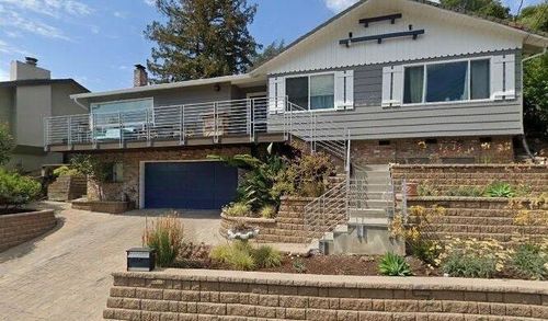 222 Hillcrest Rd, San Carlos, CA, 94070-1915 | Card Image