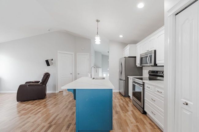 100 Swanson Crescent, House other with 4 bedrooms, 3 bathrooms and 5 parking in Fort Mcmurray AB | Image 10