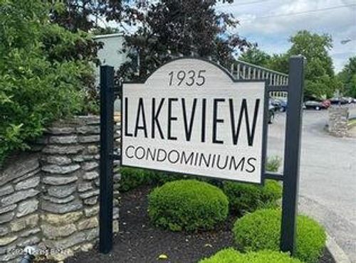 e79-1935 Gardiner Ln, Louisville, KY, 40205-2823 | Card Image