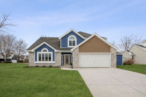 2760 Wood Dr, Dyer, IN, 46311-2141 | Card Image