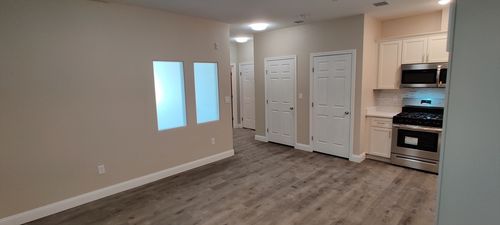 302-191 N Common St, Lynn, MA, 01905-2516 | Card Image