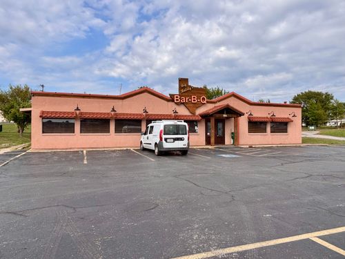 814 E Us Highway 60, Monett, MO, 65708-9311 | Card Image