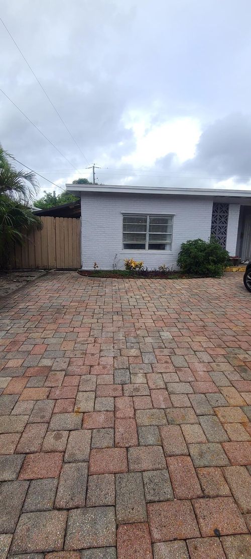 1311 Ne 42nd St, Pompano Beach, FL, 33064-6131 | Card Image