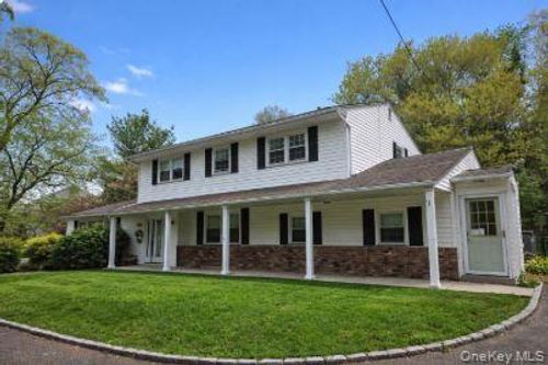 161 Lower Sheep Pasture Rd, East Setauket, NY, 11733-1865 | Card Image
