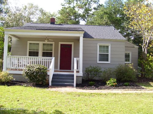 402 Sanborn St, Aberdeen, NC, 28315-1911 | Card Image