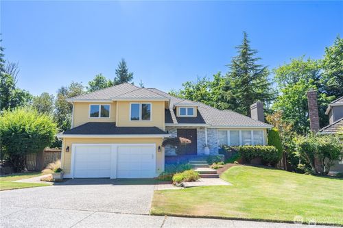 13810 Se 62nd St, Bellevue, WA, 98006-4805 | Card Image